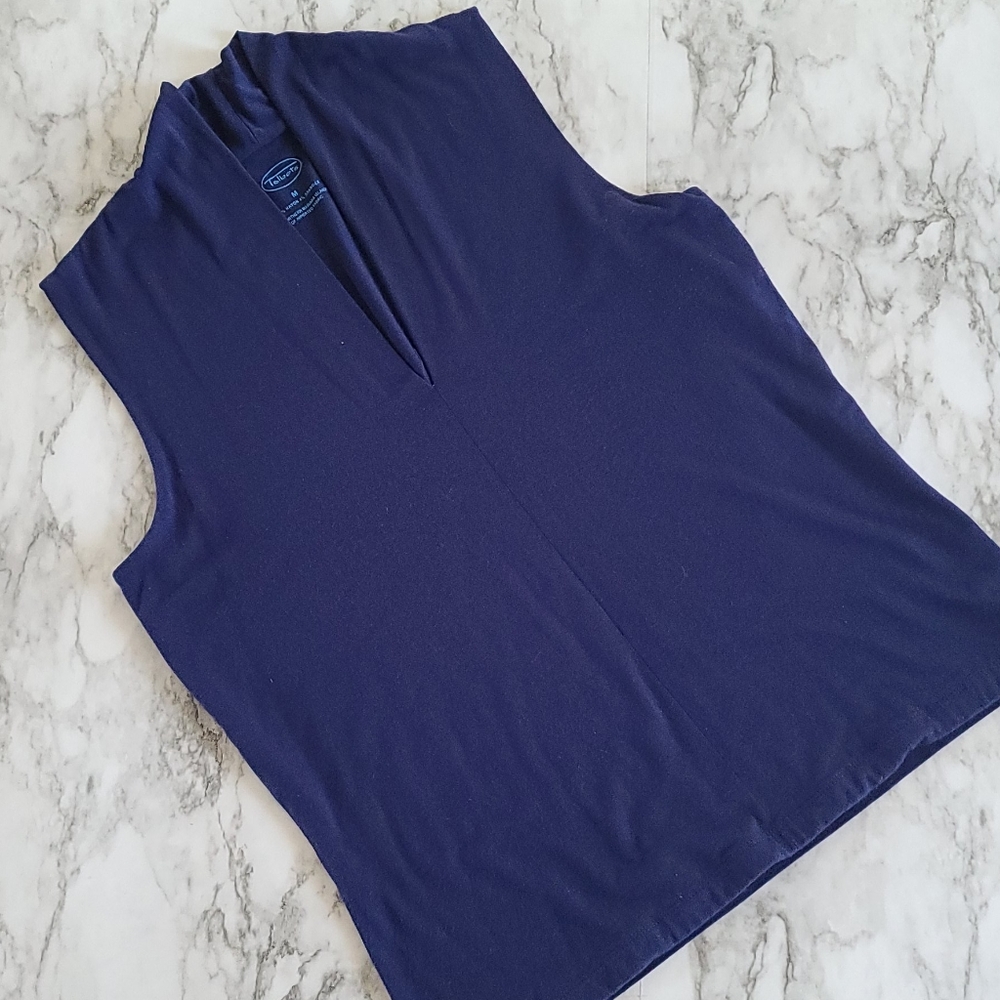 talbots sleeveless vneck top size medium